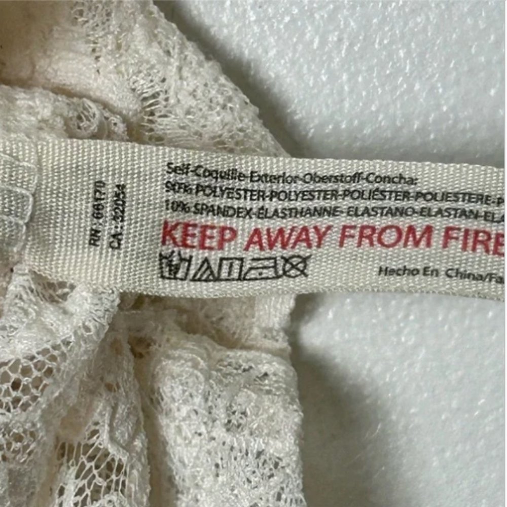 Free People NWOT Keep It Simple Lace Baby Tee in Cream- Size XS - Picture 4 of 5